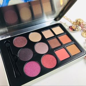 Okalan 12 Color Eyeshadow Palette